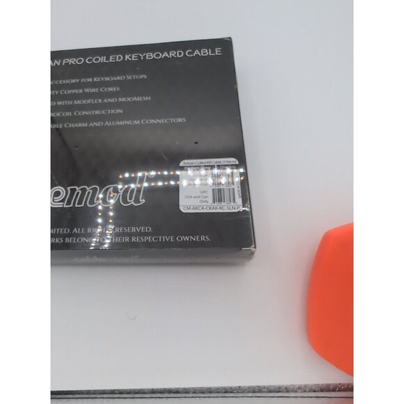 CableMod Artisan Pro Coiled Keyboard Cable Carbon Grey 150 Cm Slimline - Picture 2 of 2